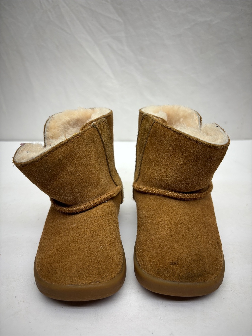 UGG Kids Cozy Suede Booties in Brown, SZ 4-5 baby’s, box 72